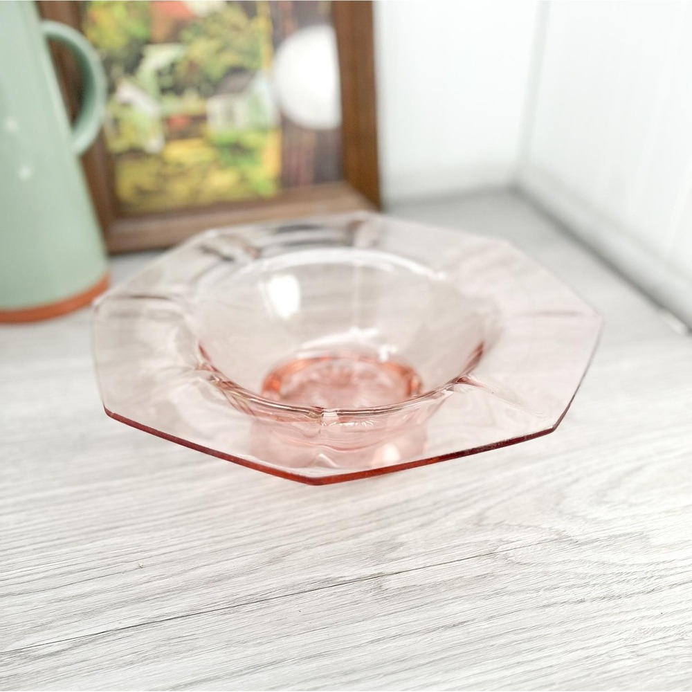 Vintage Pink Depression Glass bowl: Imperial Centerpiece Molly Pink Line#725 USA